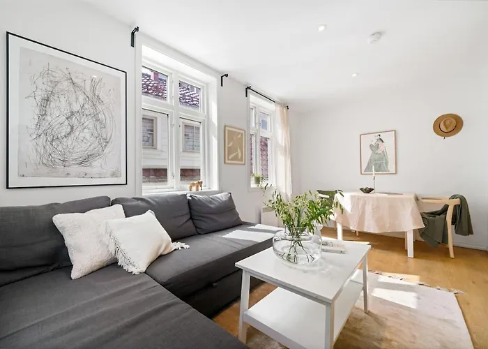 Modern Near Bryggen - Classic Architecture Apartamento Bergen